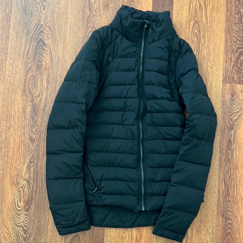 lululemon running winter jacket size 6